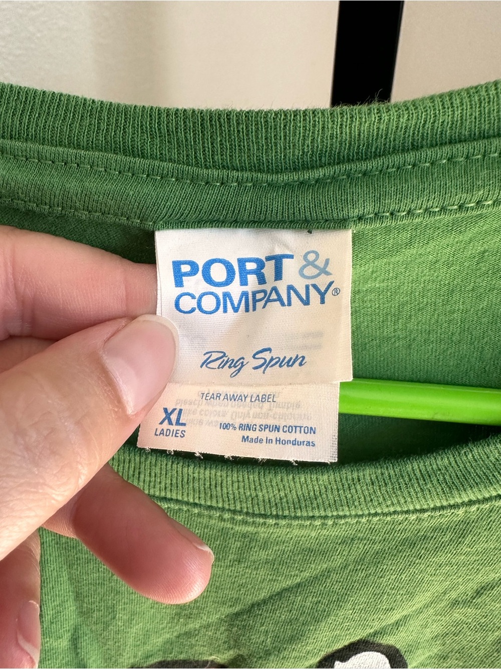 Port & company xl green Santa shirt - Picture 2 of 3